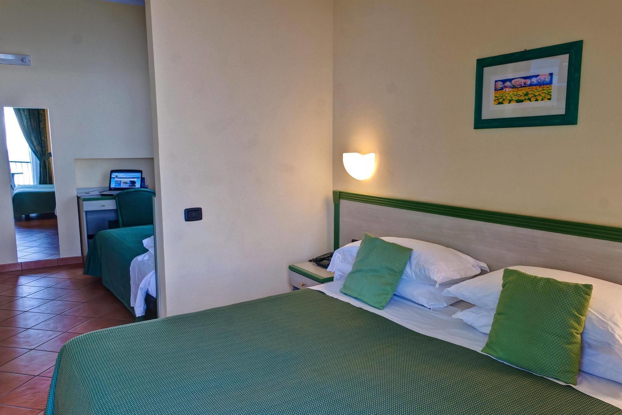 Best Western Hotel La Conchiglia Palinuro Exterior photo